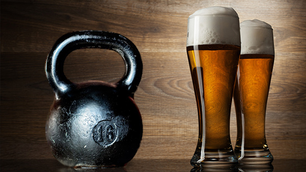 Alkohol und Muskelaufbau: Wie wirkt sich Alkohol auf das Training aus?