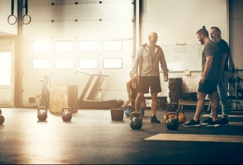 Fitnessstudio für Anfängerinnen Routine plötzlichen Gewichtsverlust